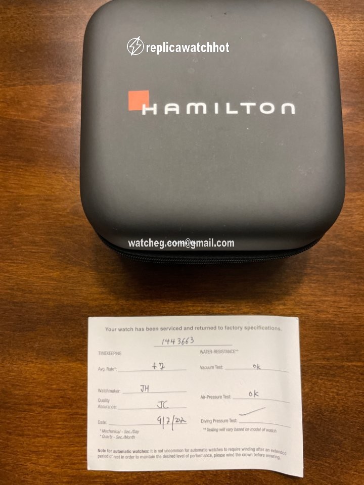 Hamilton Khaki Aviation Mens watch Unisex Automatic Steel H71726213 2