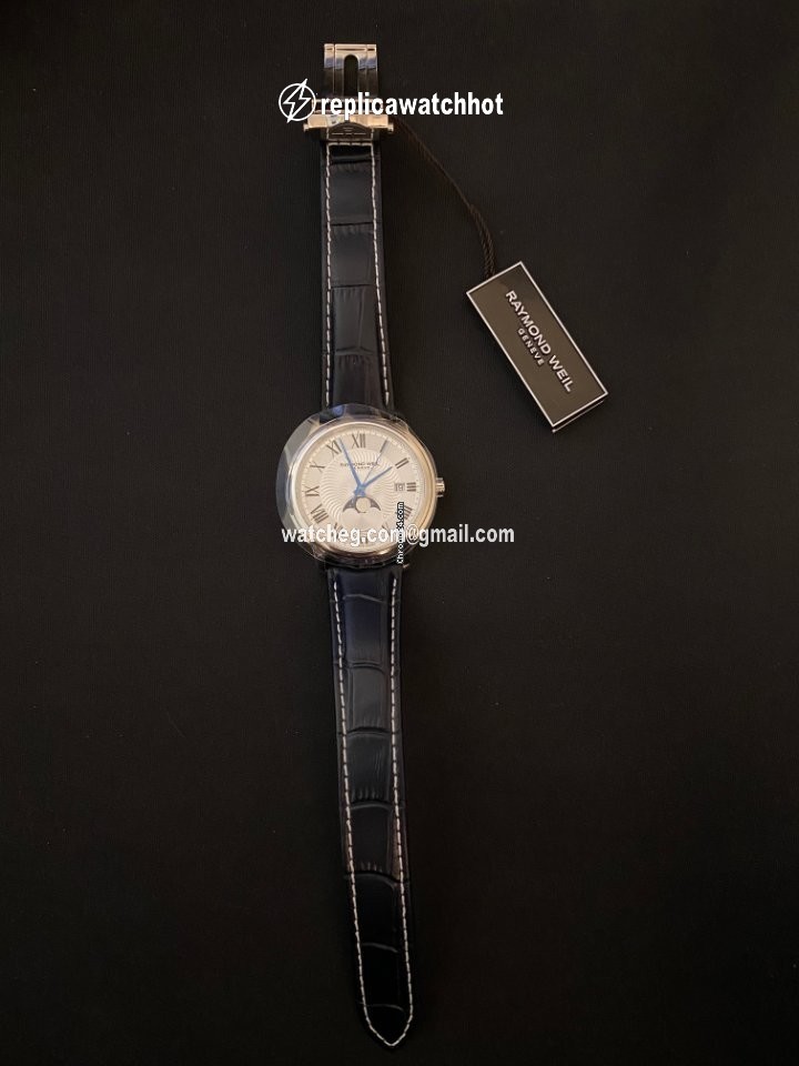 Raymond Weil Maestro Mens watch Unisex Automatic Steel 2339-STK-00659 2