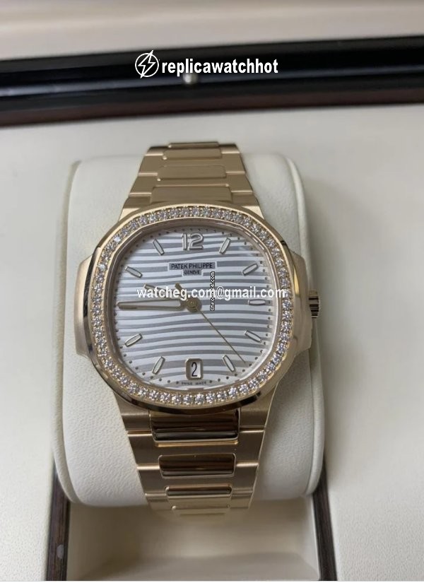 Patek Philippe Nautilus Womens watch Automatic Rose gold 7118 1200R-001 2