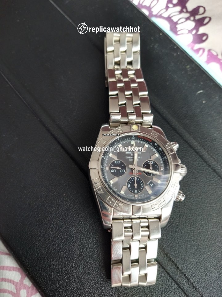 Breitling Chronomat 44 Mens watch Unisex Automatic Steel AB011011 2