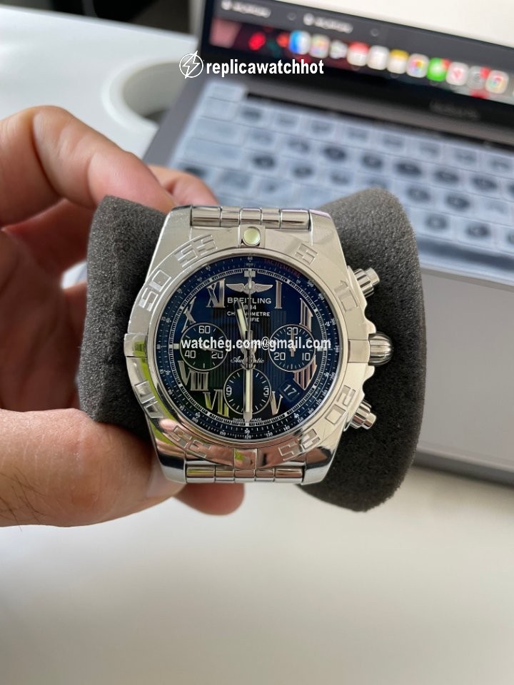 Breitling Chronomat 44 Mens watch Unisex Automatic Steel AB0110121B2A1 2