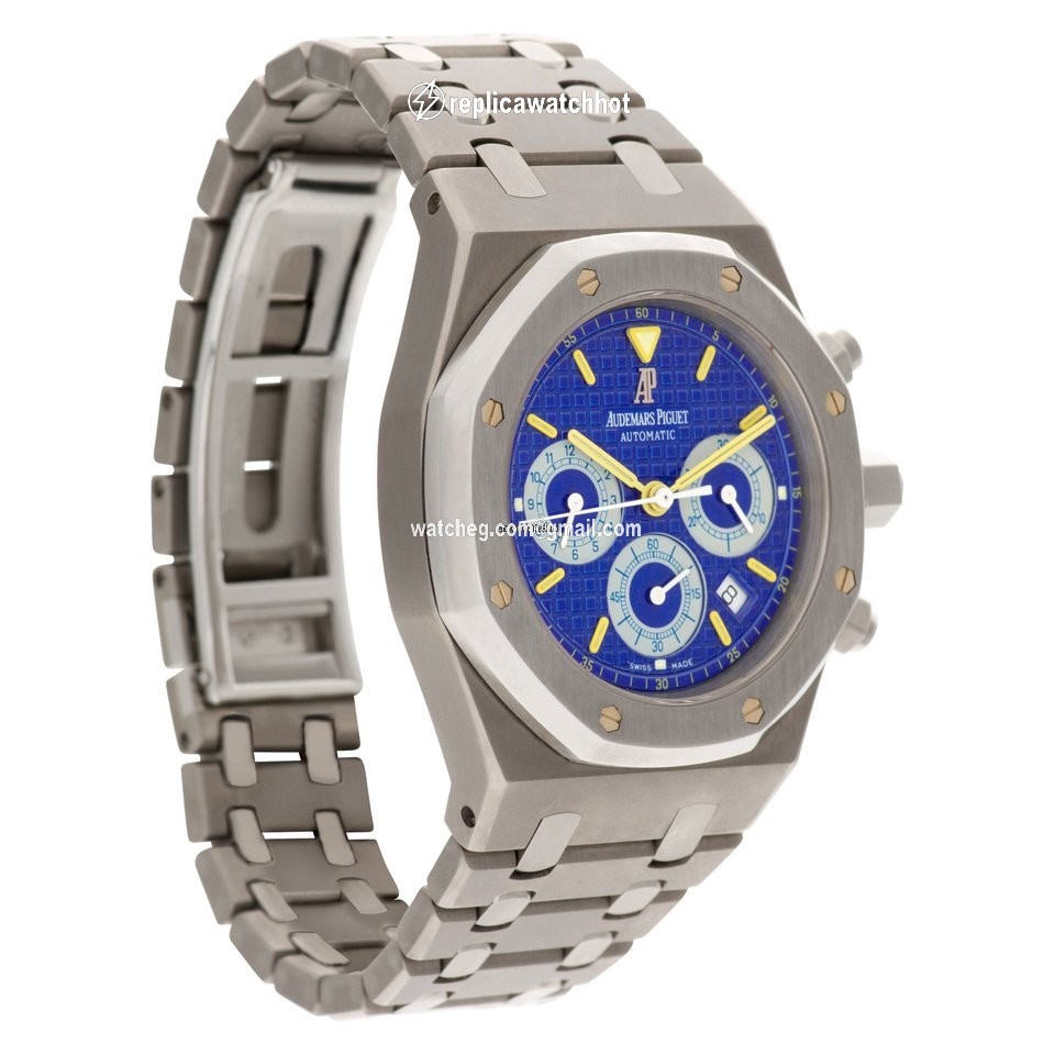 Audemars Piguet Royal Oak Chronograph Mens watch Unisex Automatic Titanium 25860.IS.O.1110IS.01 2