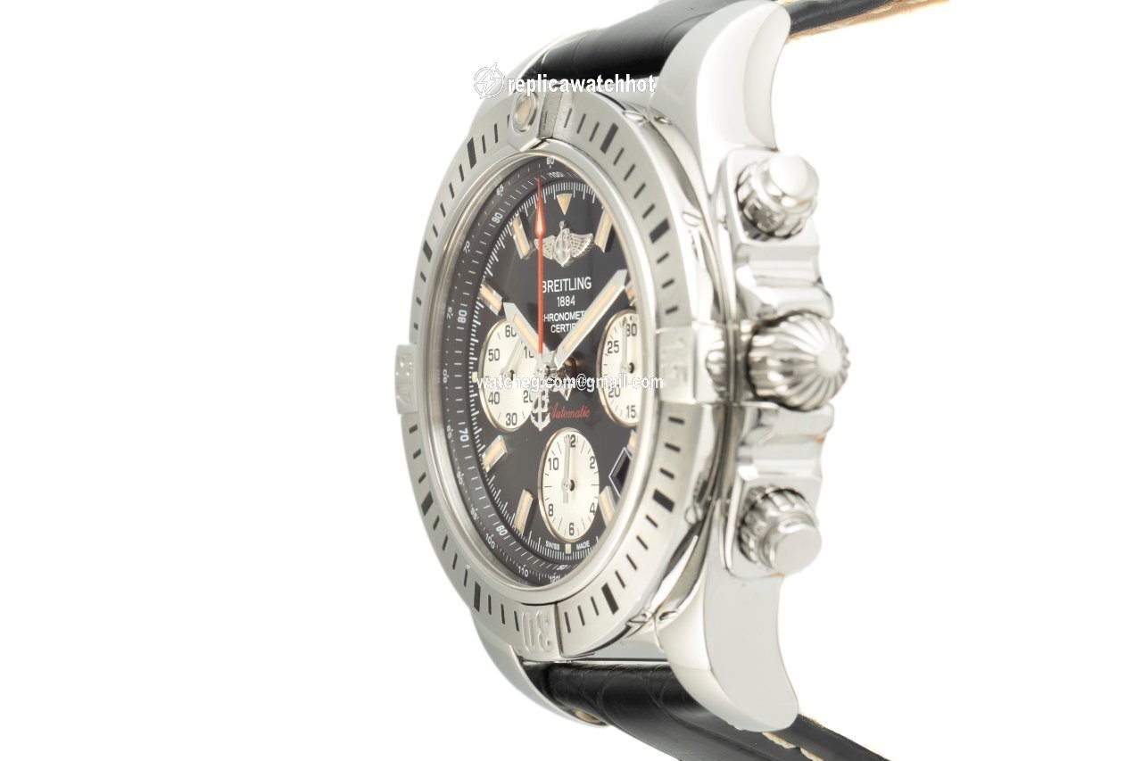 Breitling Chronomat Mens watch Unisex Automatic Steel AB0144 2