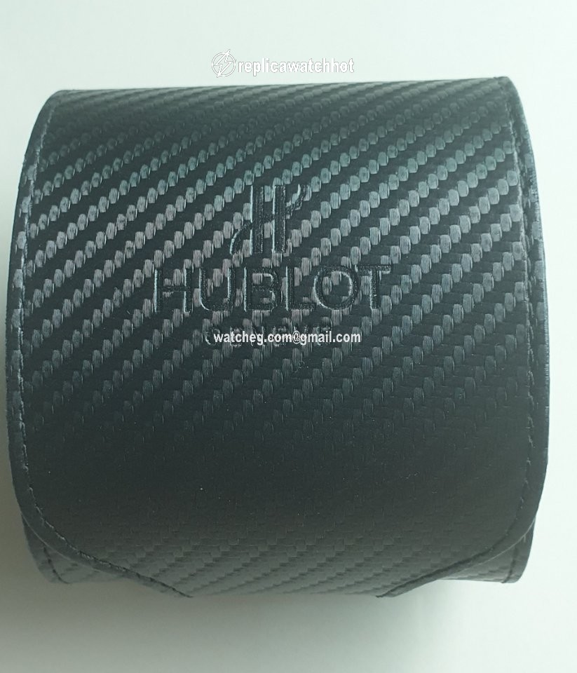 Hublot Classic Fusion 45, 42, 38, 33 mm Mens watch Unisex Manual winding Ceramic 501.CM.1110.RX 2