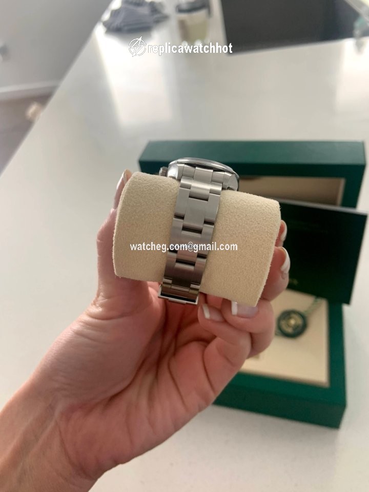 Rolex Oyster Perpetual 28 Womens watch Automatic 276200-0004 2