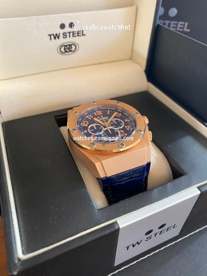 TW Steel Mens watch Unisex Quartz CE4004 2