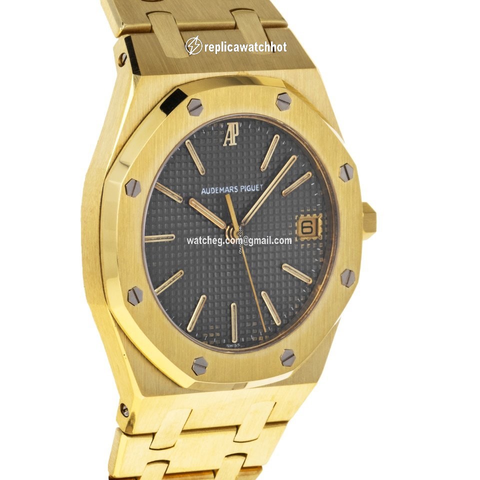 Audemars Piguet Royal Oak Mens watch Unisex Quartz Yellow gold 56023SA 2