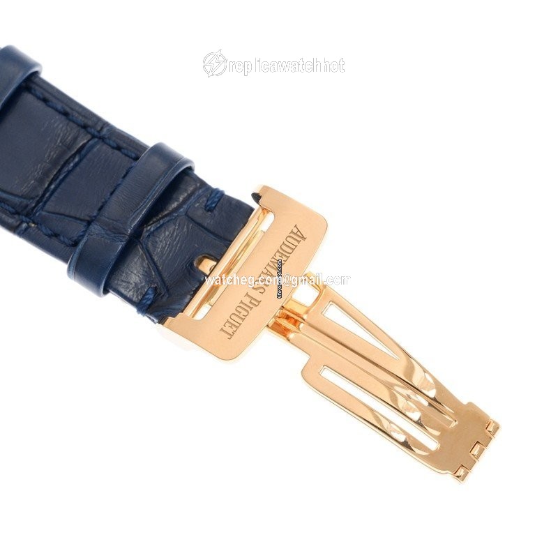 Audemars Piguet Royal Oak Selfwinding Mens watch Unisex Automatic Rose gold 26239OR.OO.D315CR.01 2