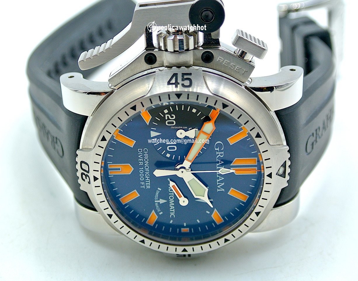 Graham Chronofighter Oversize Mens watch Unisex Automatic Steel 2OVES.B02B.K10B 2