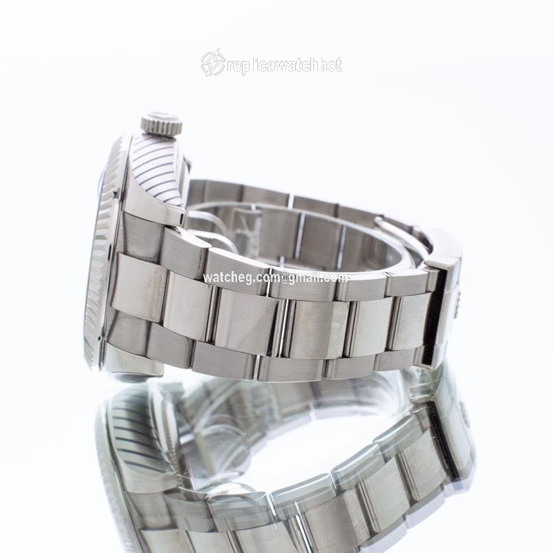 Rolex Sky-Dweller Mens watch Unisex White gold Automatic 326939 2