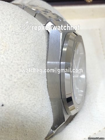 Audemars Piguet Royal Oak Chronograph Mens watch Unisex Automatic Steel 25860ST.OO.1110ST.03 2