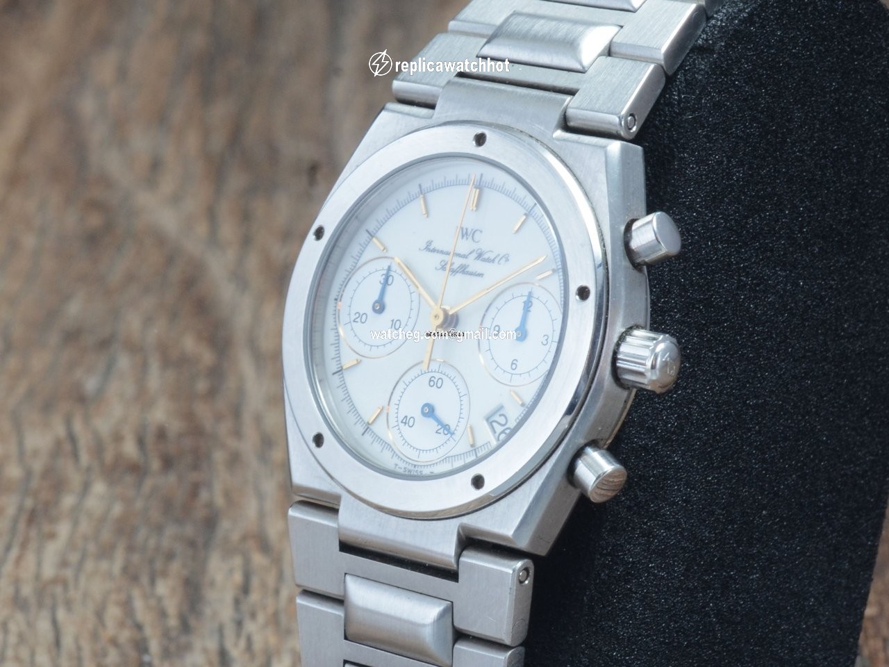 IWC Ingenieur Chronograph Womens watch Quartz Steel IW3733 2