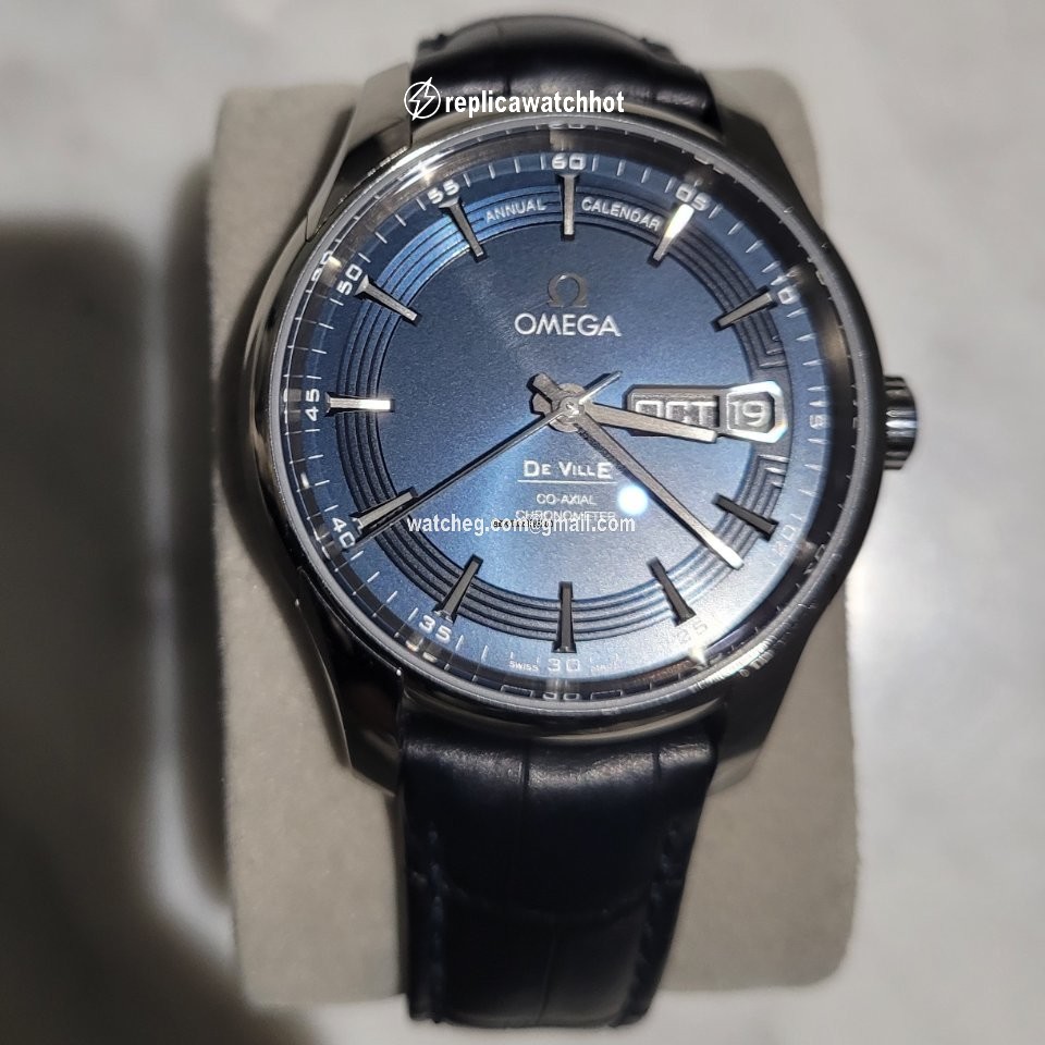 Omega De Ville Hour Vision Mens watch Unisex Automatic Steel 431.33.41.22.03.001 2