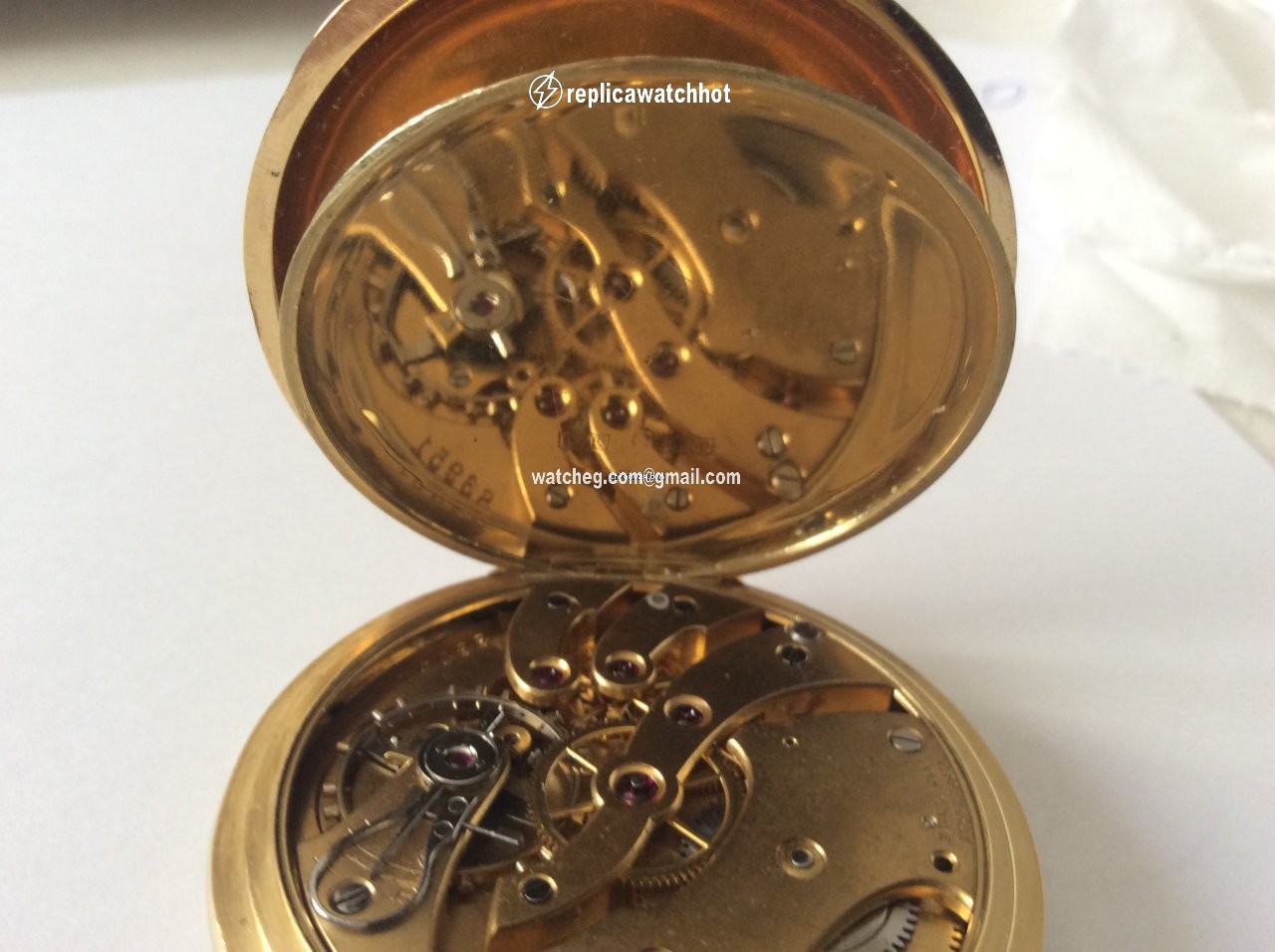 Ulysse Nardin Mens watch Unisex Manual winding Yellow gold 368416 2