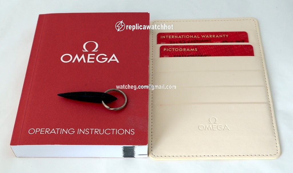 Omega Speedmaster Racing Mens watch Unisex Automatic Steel 326.32.40.50.06.001 2