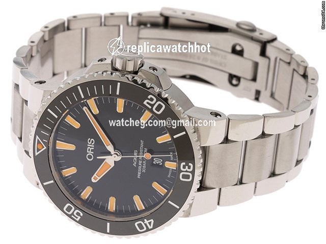 Oris Aquis Date Mens watch Unisex Automatic Steel 01.733.7730.4159 2
