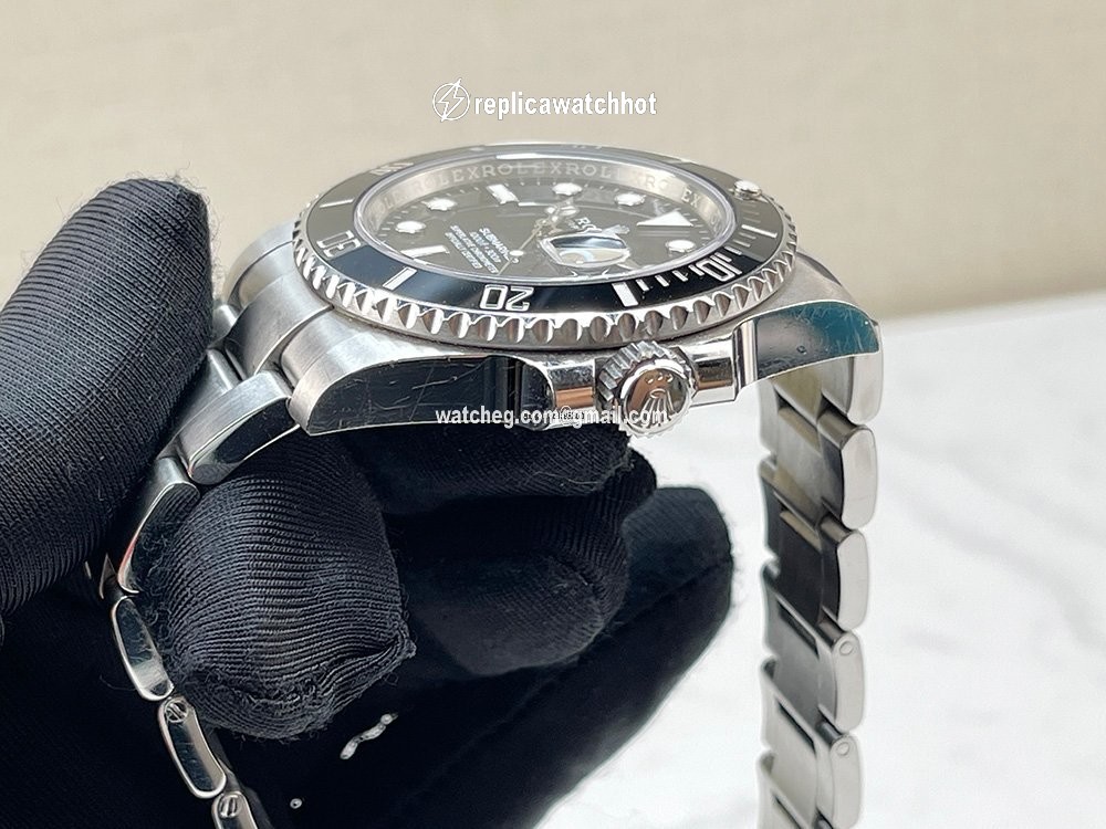 Rolex Submariner Date Mens watch Unisex Steel Automatic 116610LN-97200 2