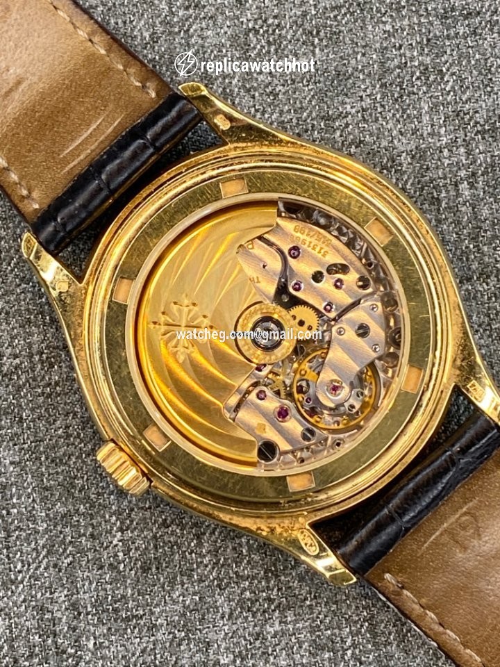 Patek Philippe Annual Calendar Mens watch Unisex Automatic Yellow gold 5035J 2