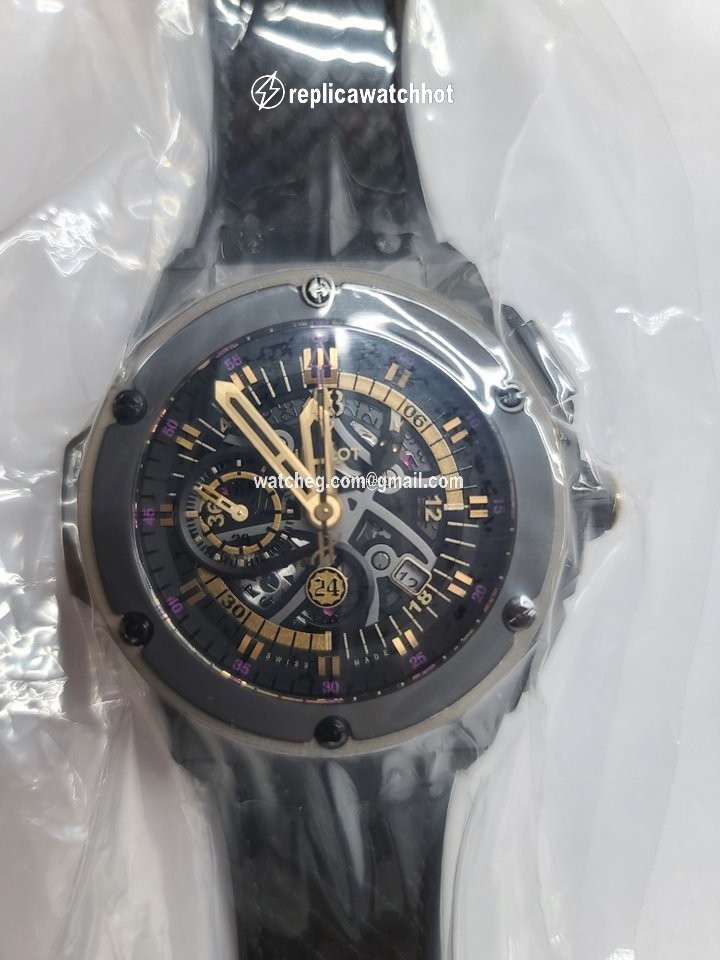 Hublot King Power Mens watch Unisex Automatic Ceramic 748.CI.1119.PR.KOB13 2