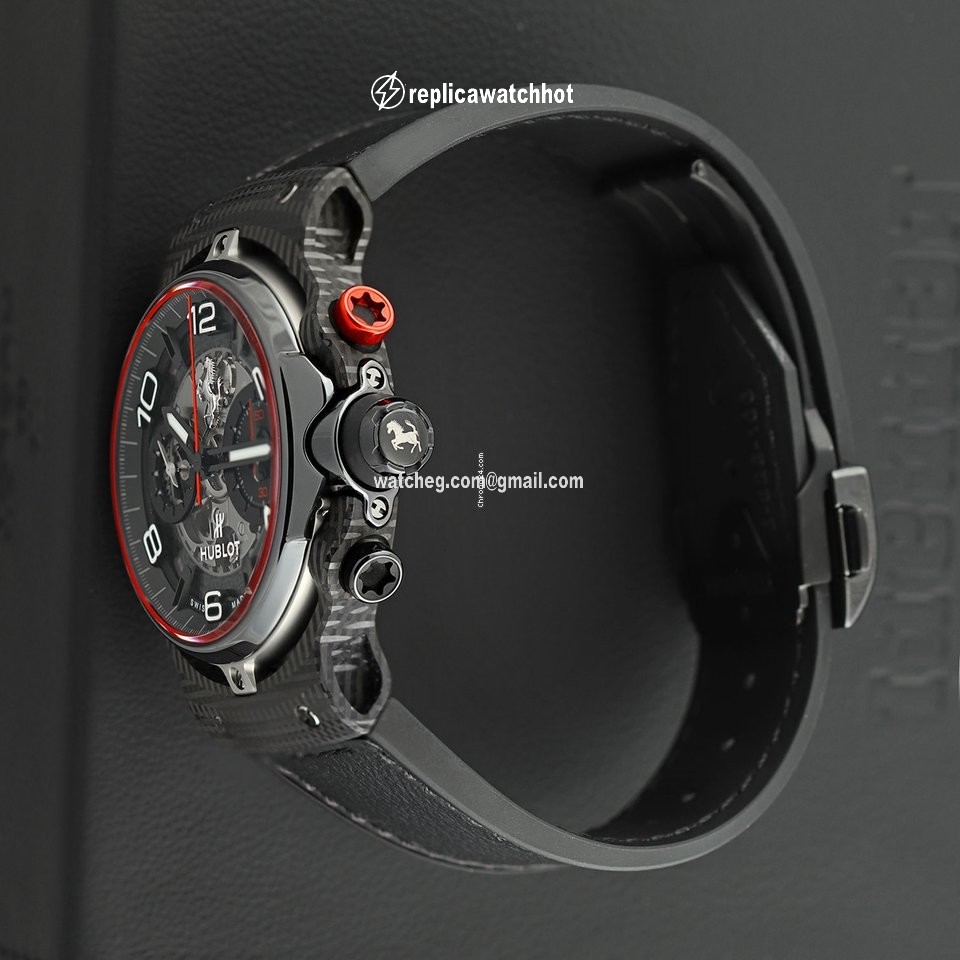 Hublot Classic Fusion 45, 42, 38, 33 mm Mens watch Unisex Automatic Carbon 526.qb.0124.vr 2