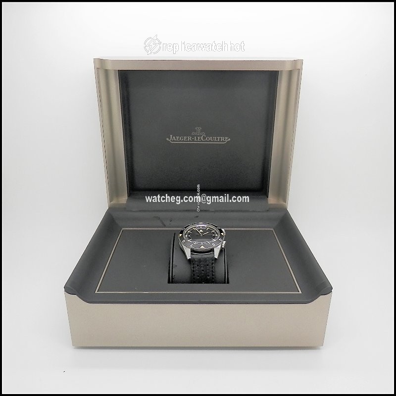 Jaeger-LeCoultre Memovox Tribute to Deep Sea Mens watch Unisex Automatic Steel Q2028470 2