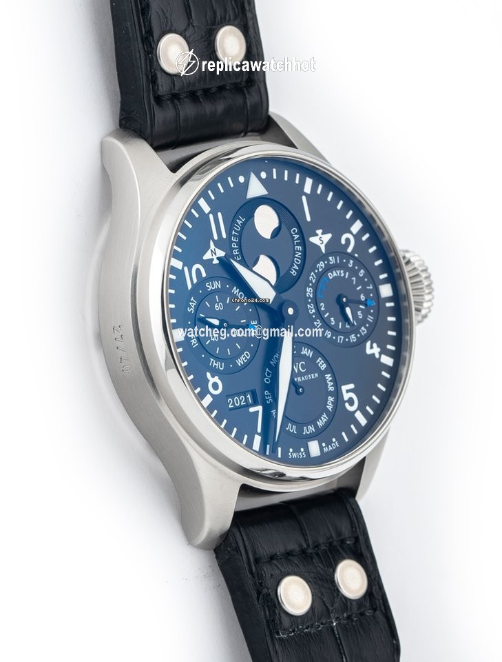 IWC Big Pilot Mens watch Unisex Automatic Steel IW502619 2
