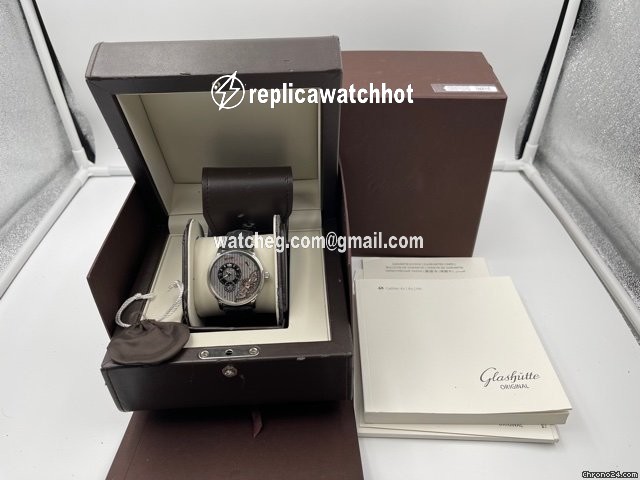 Glashtte Original PanoInverse XL Mens watch Unisex Automatic Steel 66-04-04-02-05 2