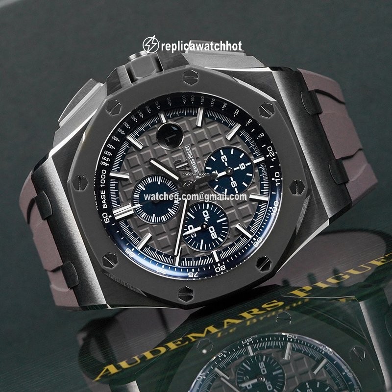 Audemars Piguet Royal Oak Offshore Chronograph Mens watch Unisex Automatic Titanium 26400IO.OO.A004CA.02 2