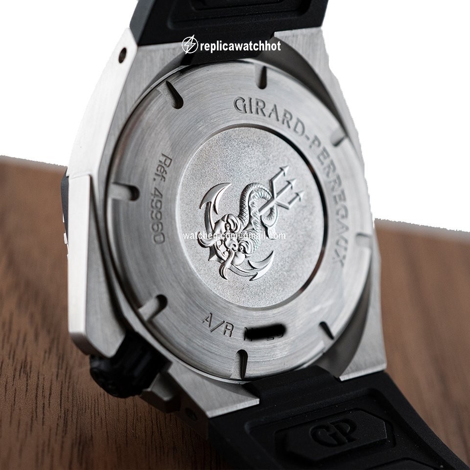 Girard Perregaux Sea Hawk Automatic Steel 49960-11-131-FK6A 2