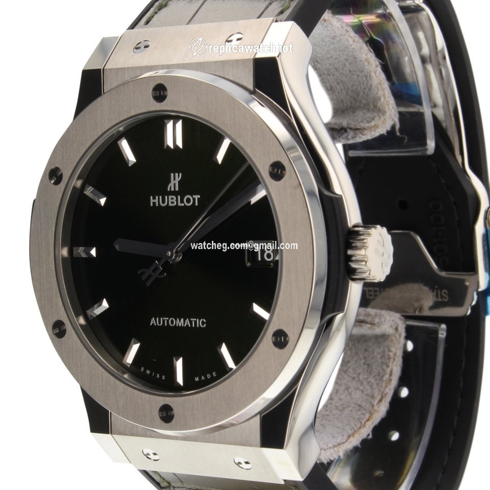 Hublot Classic Fusion 45, 42, 38, 33 mm Mens watch Unisex Automatic Titanium 511NX8970LR 2