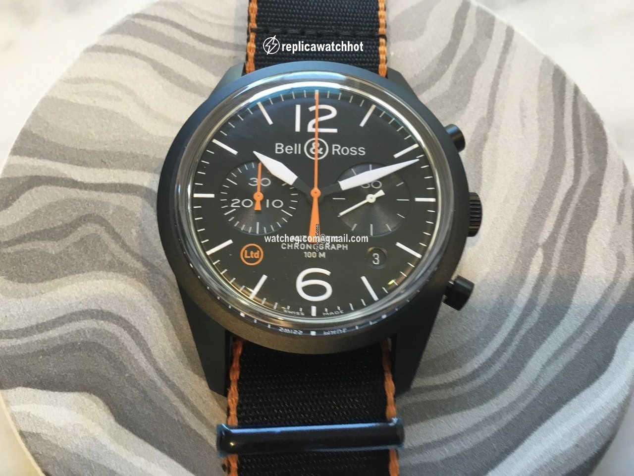 Bell & Ross BR V1 Mens watch Unisex Automatic Steel BRV126-O-CA 2