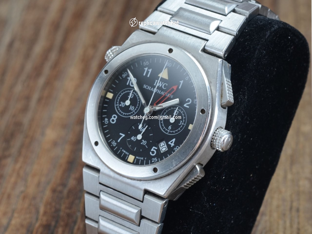 IWC Ingenieur Chronograph Mens watch Unisex Quartz Steel IW3805 2