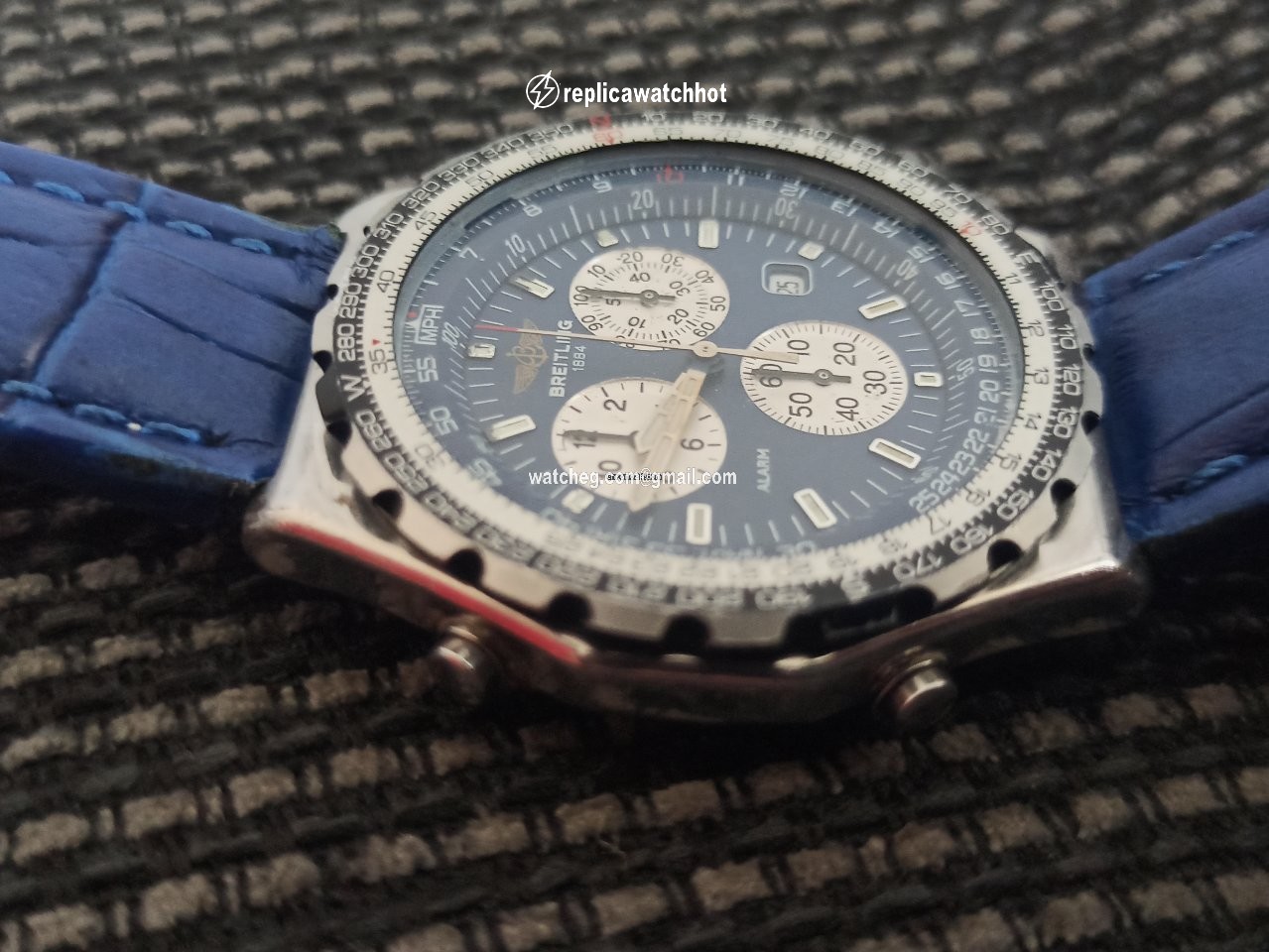 Breitling Jupiter Pilot Mens watch Unisex Quartz Steel A59028 2