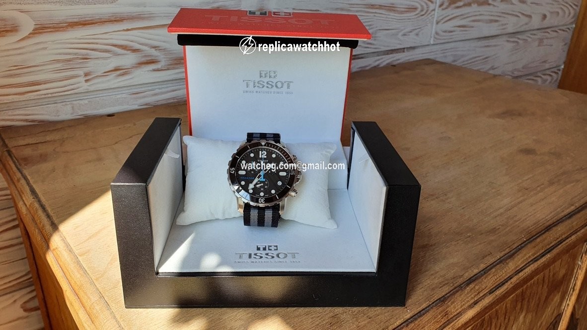 Tissot Seastar 1000 Mens watch Unisex Quartz T066.417.17.057.00 2