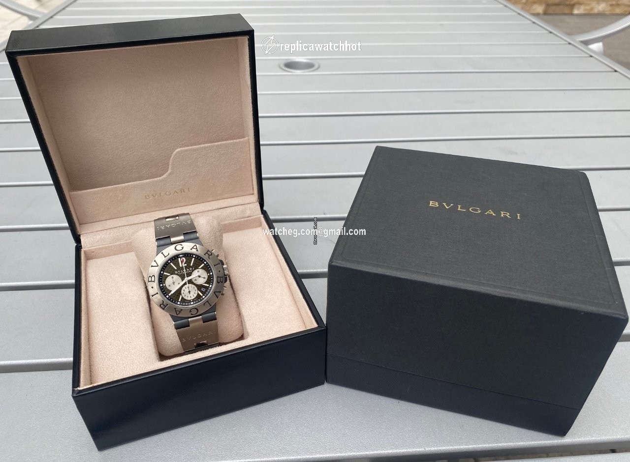 Bulgari Diagono Mens watch Unisex Automatic Titanium TI 44 TA CH 2