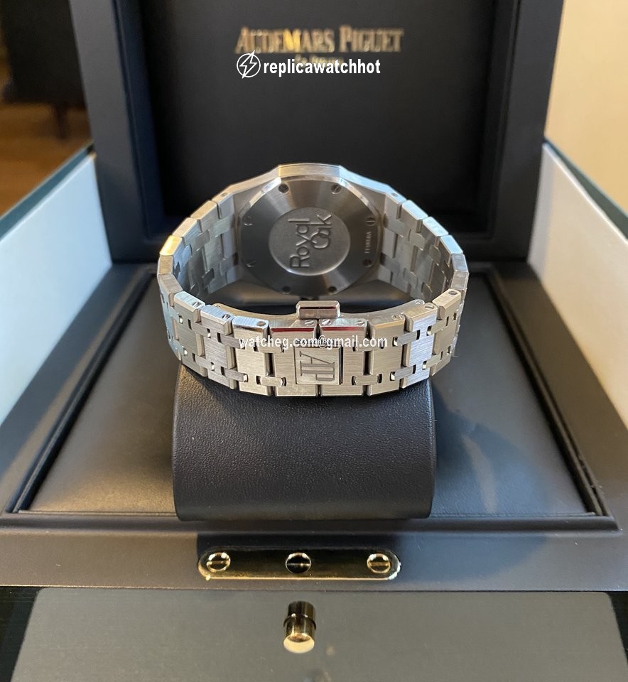 Audemars Piguet Mens watch Unisex Quartz FF9858A 2