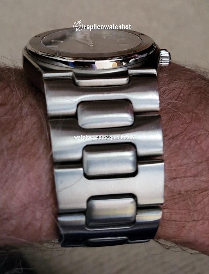 IWC Ingenieur Jumbo Mens watch Unisex Automatic Steel IW1832 2