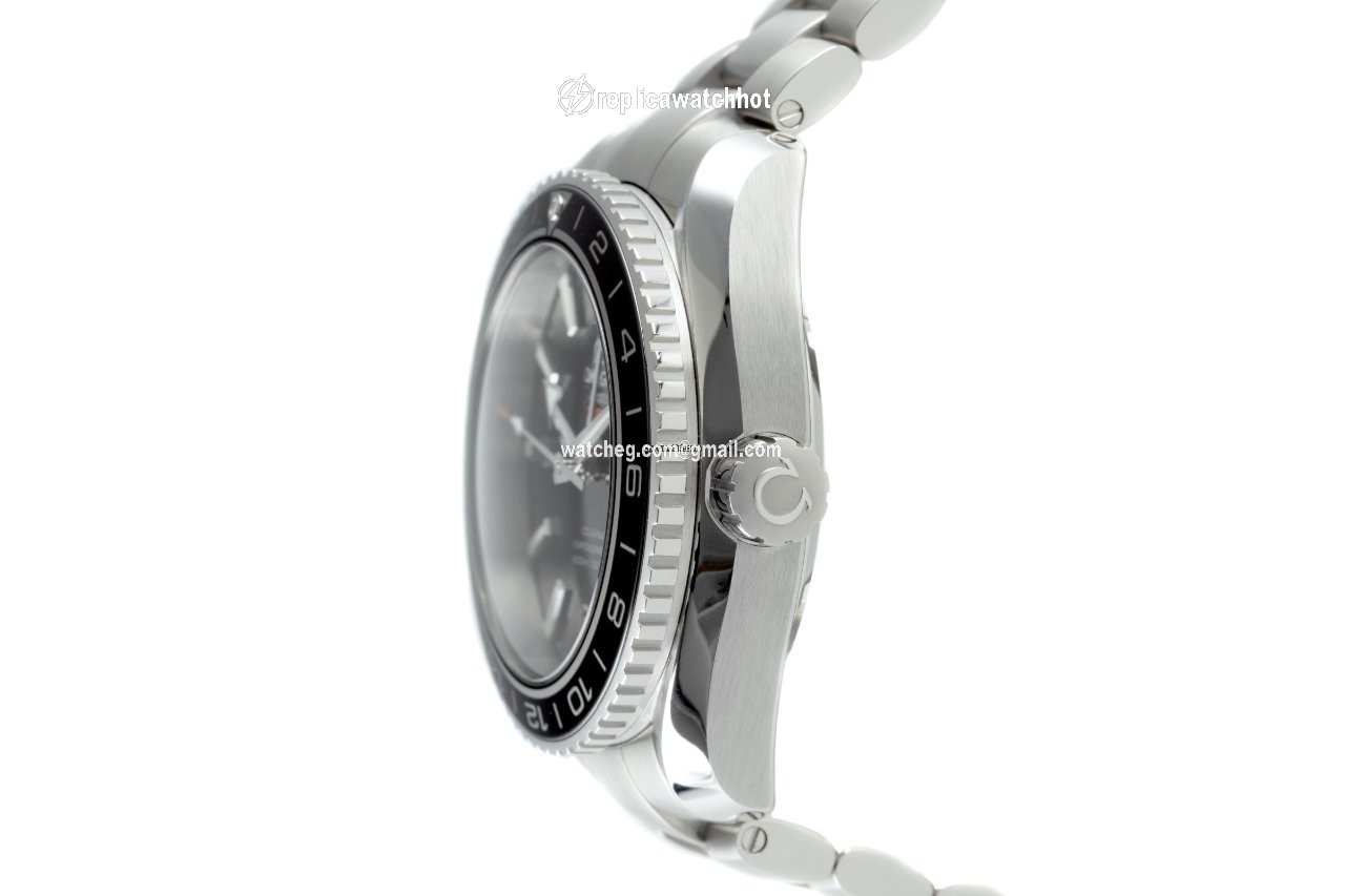 Omega Seamaster Planet Ocean Mens watch Unisex Automatic Steel 232.30.44.22.01.001 2