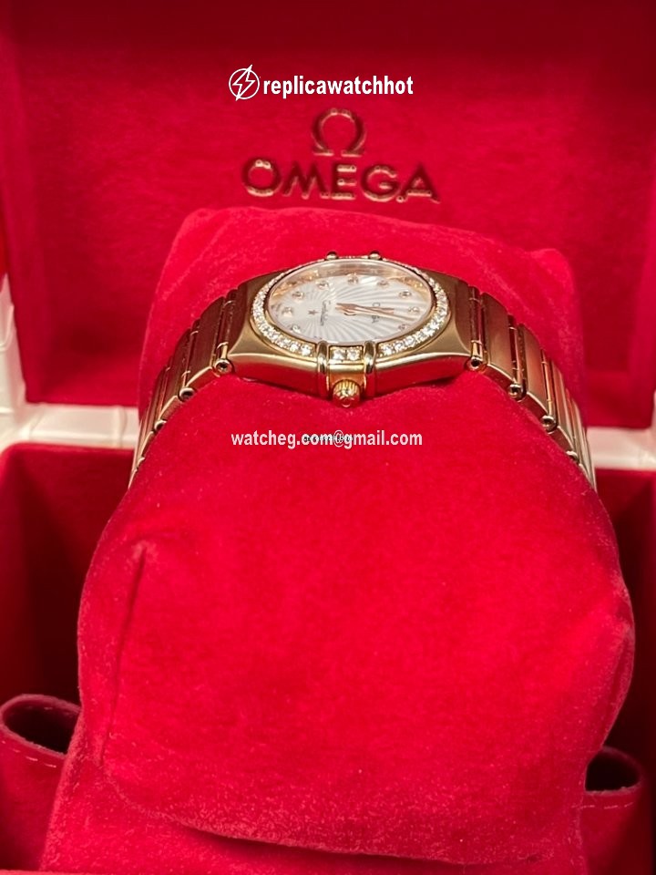 Omega Constellation Womens watch Automatic Rose gold 90590257 2