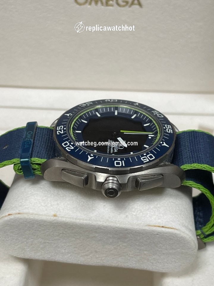 Omega Speedmaster Skywalker X-33 Mens watch Unisex Quartz Titanium 318.92.45.79.03.001 2
