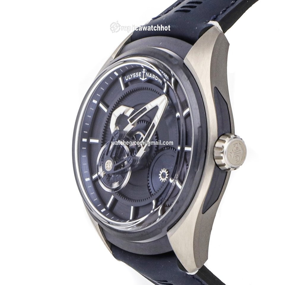 Ulysse Nardin Freak Mens watch Unisex Automatic Titanium 2303-270 03 2