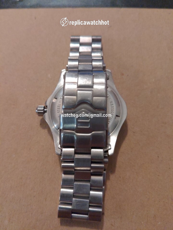 TAG Heuer 2000 WM1112 2