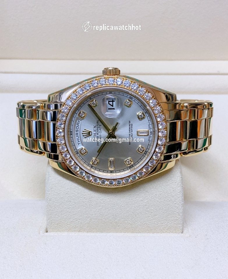Rolex Day-Date Mens watch Unisex Yellow gold Automatic 18948 2