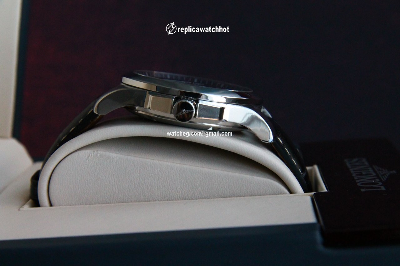 Longines Conquest Mens watch Unisex Automatic Steel L3.677.4.58.6 2