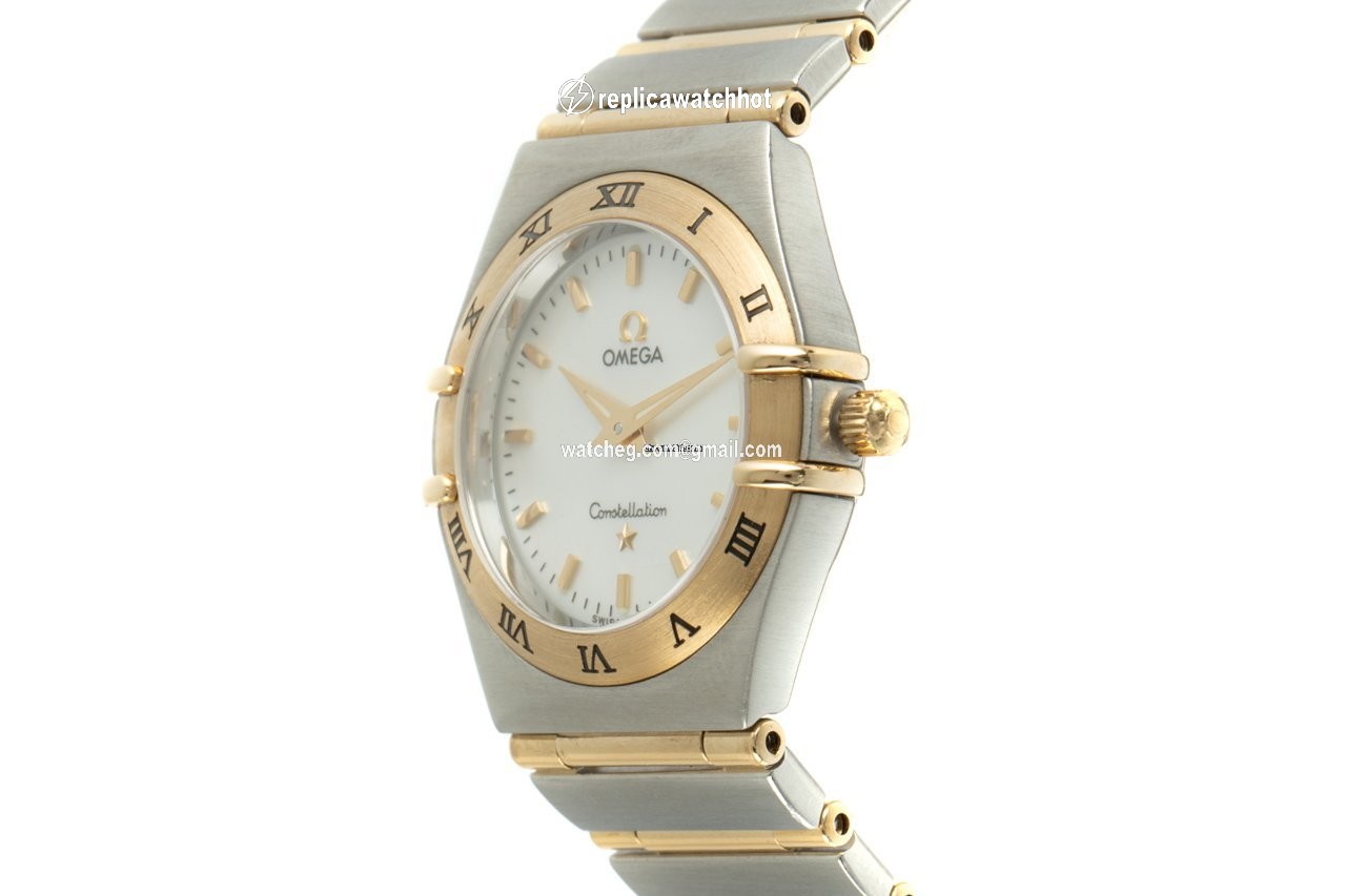 Omega Constellation Quartz Womens watch Quartz Gold Steel 1272.30.00 2