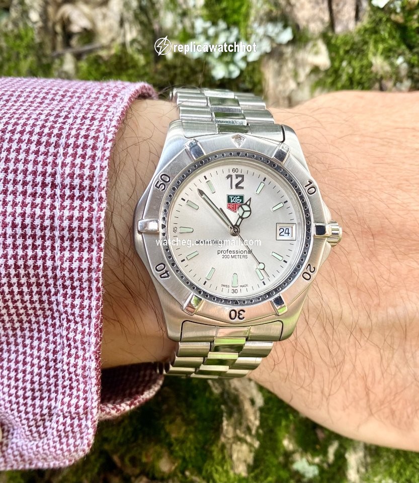 TAG Heuer 2000 Mens watch Unisex Quartz Steel WK1112 2