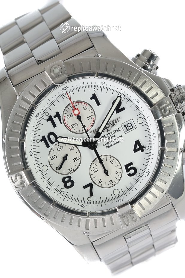 Breitling Super Avenger Mens watch Unisex Automatic Steel A1337011 A660 2