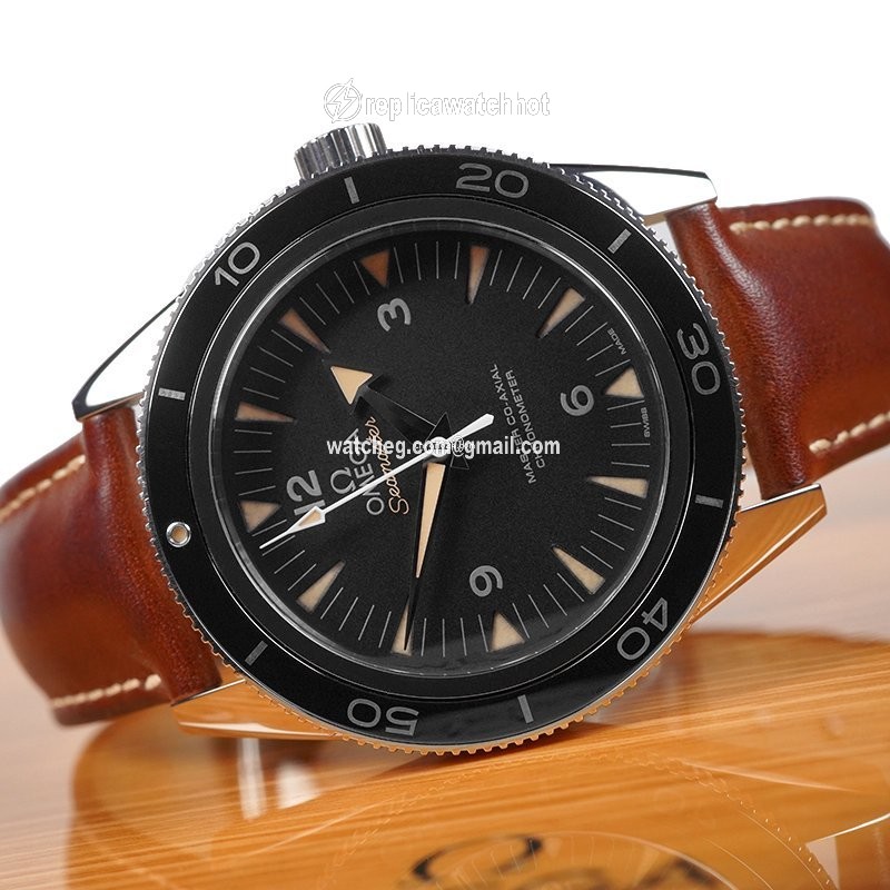 Omega Seamaster 300 Mens watch Unisex Steel 233.32.41.21.01.002 2