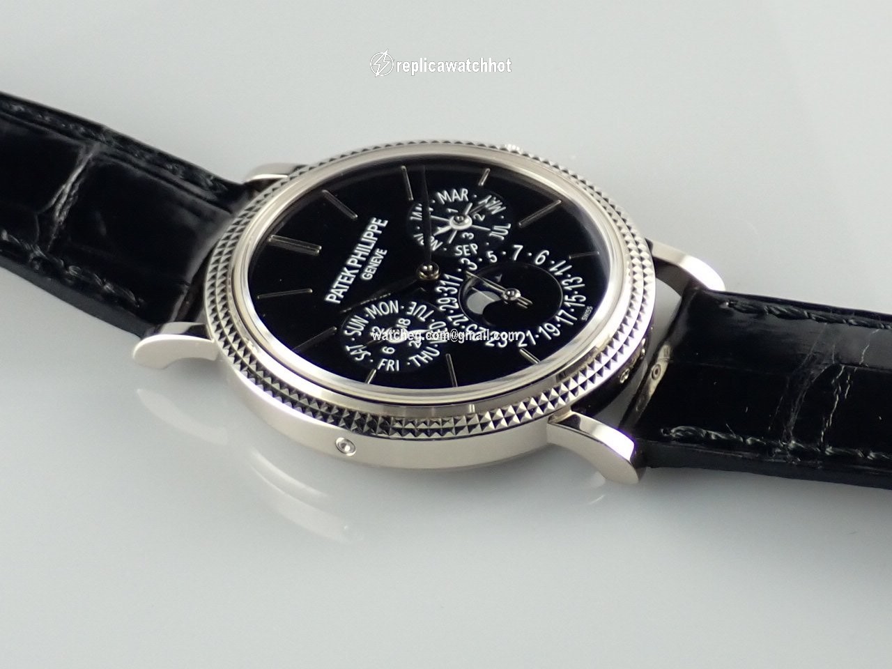 Patek Philippe Perpetual Calendar Automatic White gold 5139G 2