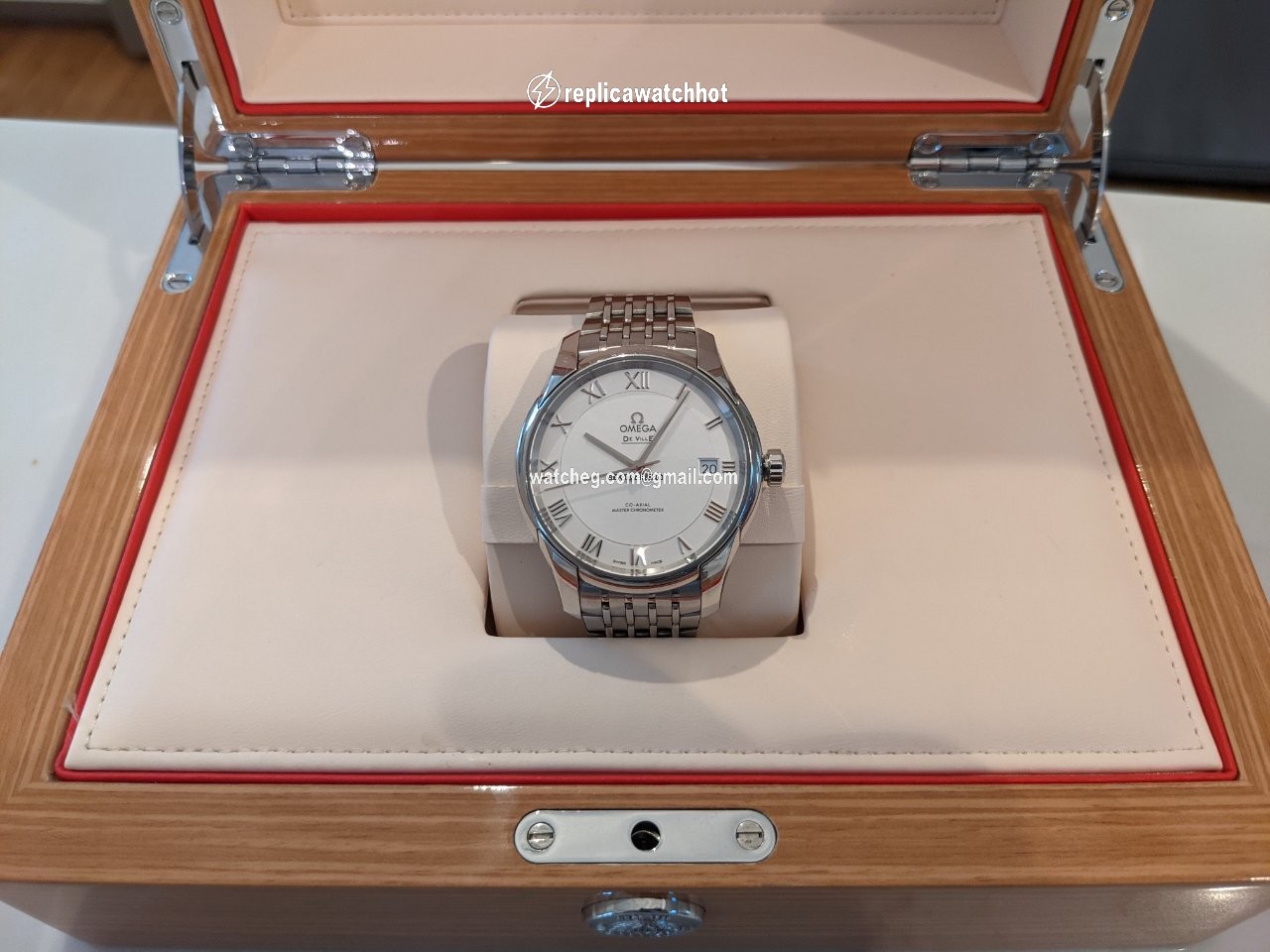 Omega De Ville Hour Vision Mens watch Unisex Automatic Steel 433.33.41.21.03.001 2